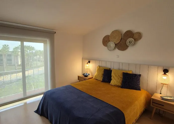 T2 86b Na Sao Rafael, Vista Mar -